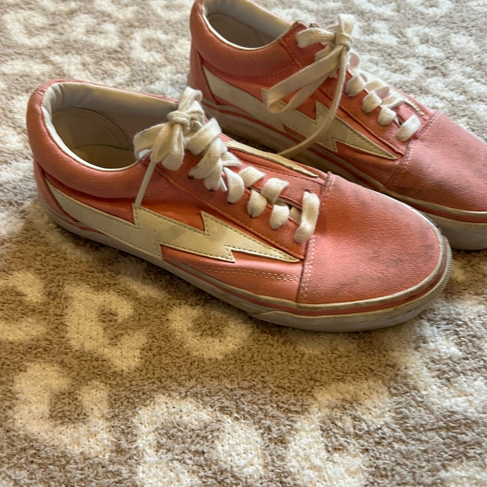 Pink electric bolt shoes